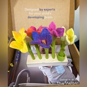 Lovevery felt flowers